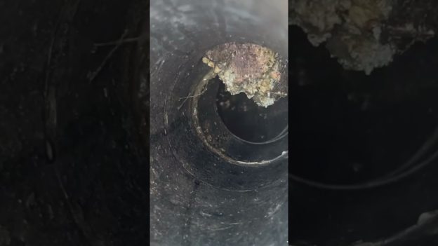 Desatasco de arqueta con salida lenta